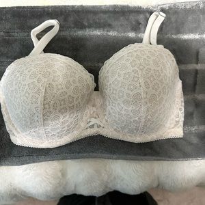 Victoria’s Secret Dream Angles Bra